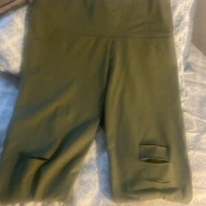 Womens XL Aerie Cotton leggings w Slits/rip in Army Green